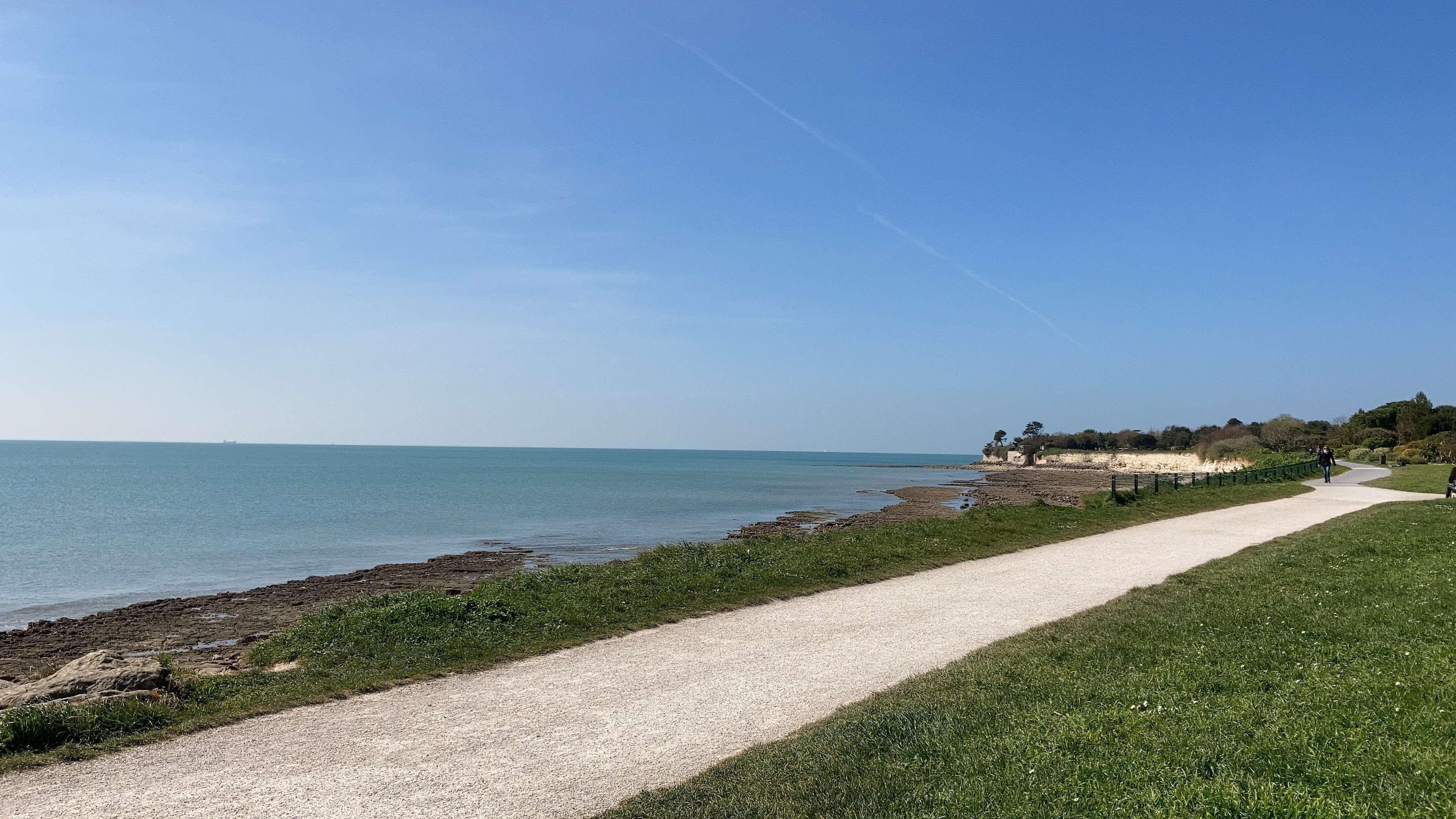 Hotel Kyriad La Rochelle Centre Ville Luaran gambar