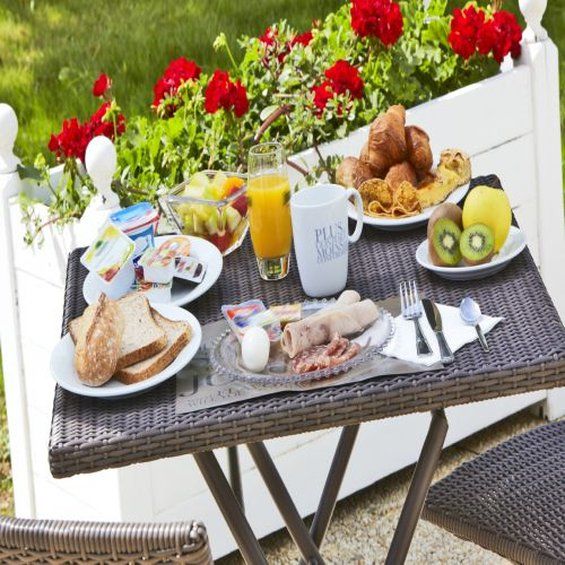 Hotel Kyriad La Rochelle Centre Ville Luaran gambar