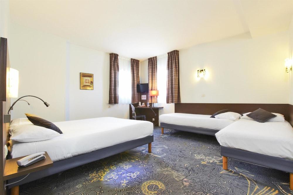 Hotel Kyriad La Rochelle Centre Ville Luaran gambar